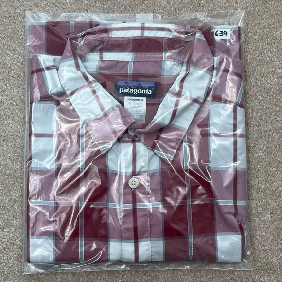 Patagonia Shirt Large Burgundy Button Up Plaid Short Sleeve Preppy Outdoor Men - Picture 16 of 16